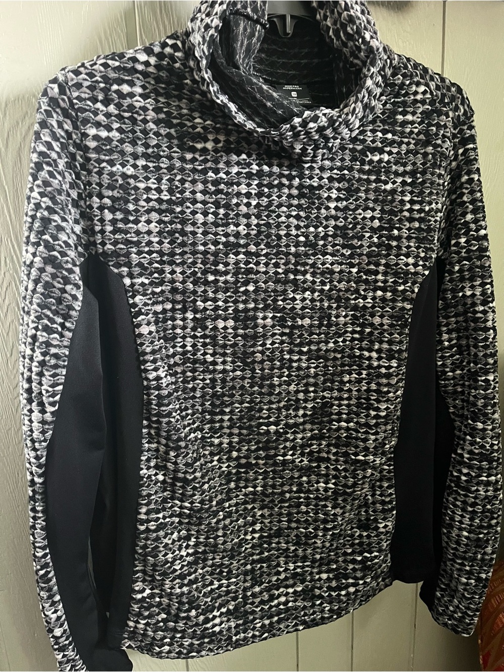 Women’s Plus Nike Hyperwarm Turtleneck